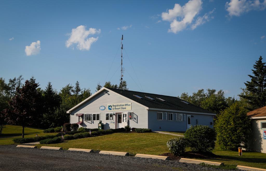 Narrows Too Camping Resort Cabin 1 Trenton Exterior foto
